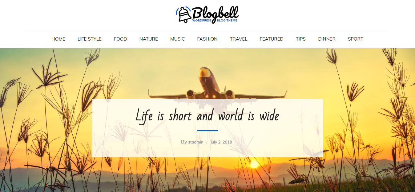 BlogBell é um belo tema WordPress gratuito que se adapta a muitos tipos de blogs, especialmente os relacionados à moda.