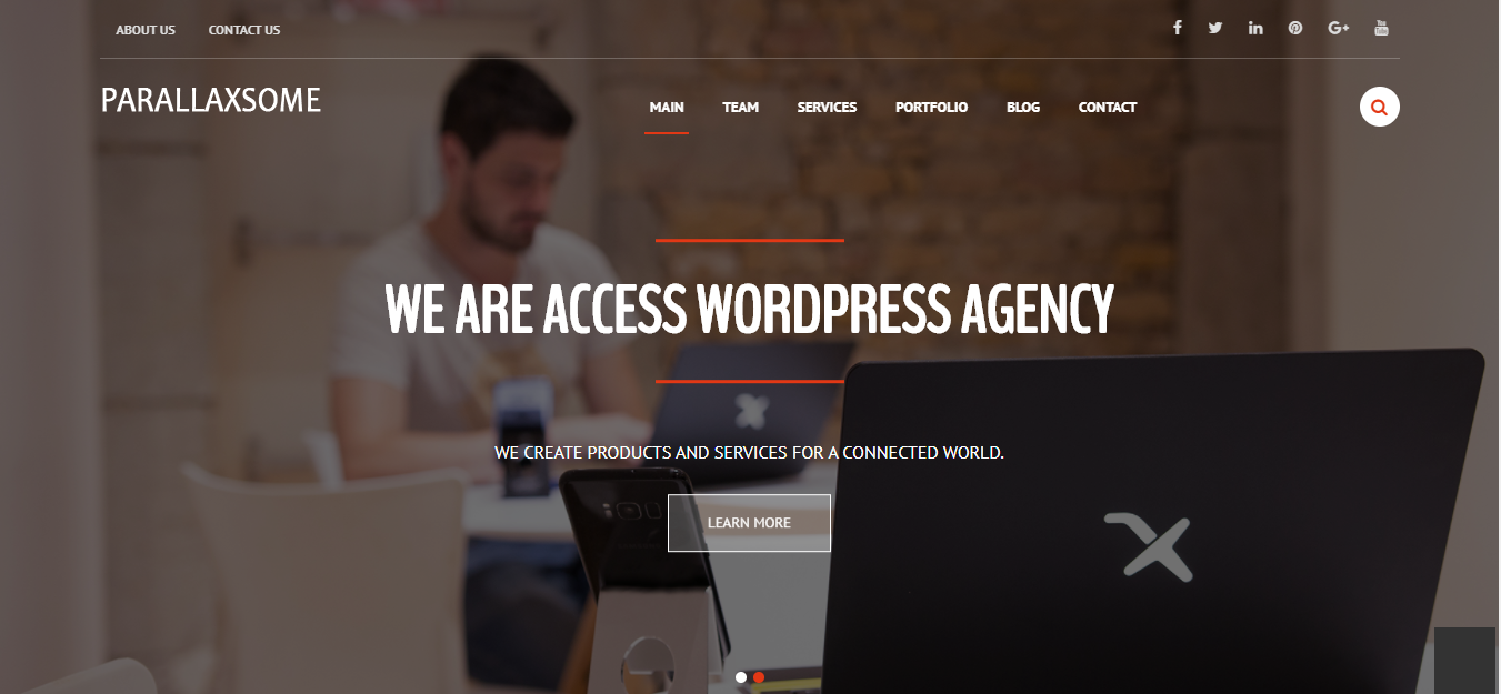 ParallaxSome est un thème de parallaxe avec un design d'une page de haute qualité.