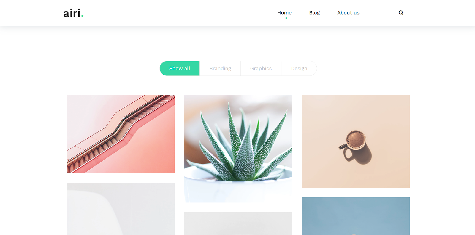Tema gratis Airi memiliki gaya minimal, inovatif, dan modern yang cocok untuk situs web bisnis.