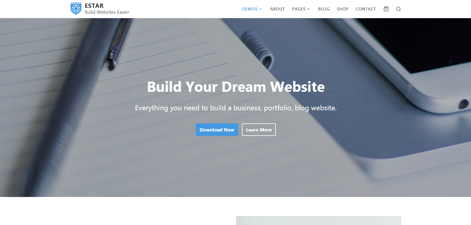 eStar menjadikan blog Anda profesional dengan desain datar dan sederhana.