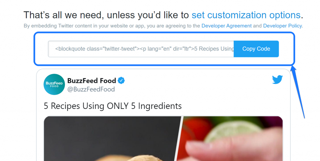 Destacando o shortcode de incorporação de um vídeo do BuzzFeed no Twitter