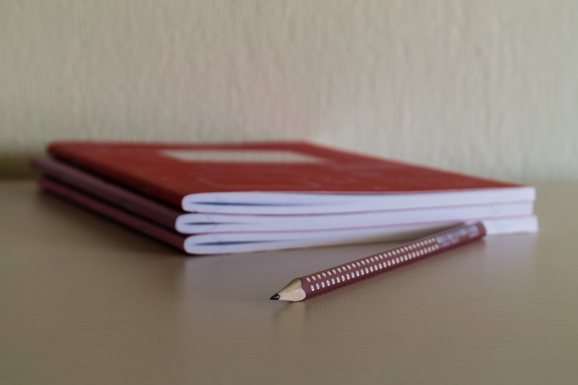 Il copywriting sulle pagine delle tue categorie ha alcuni scopi: dice agli acquirenti cosa contiene ogni categoria, rende la pagina meno spoglia e fornisce ai motori di ricerca indizi di contesto cruciali.