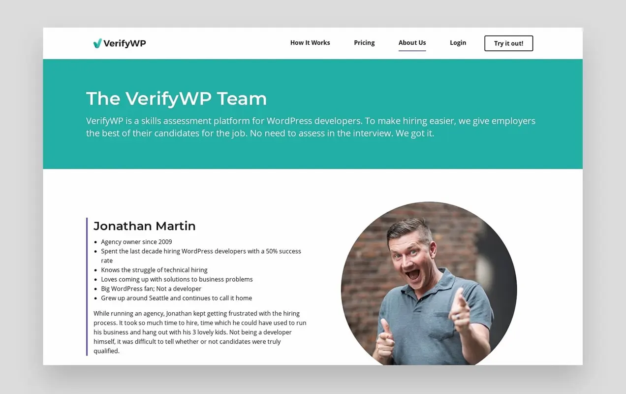 VerifyWP Team Acerca de la página que muestra fotos creativas del equipo
