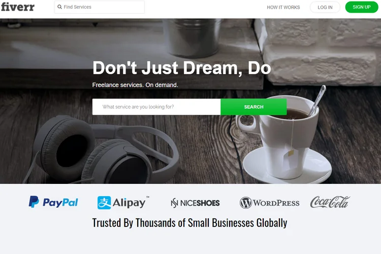 FiverrWP, motyw WordPress do mikro zadań.