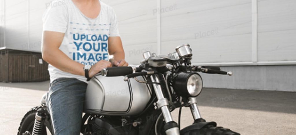 男性用Tシャツのモックアップテンプレート