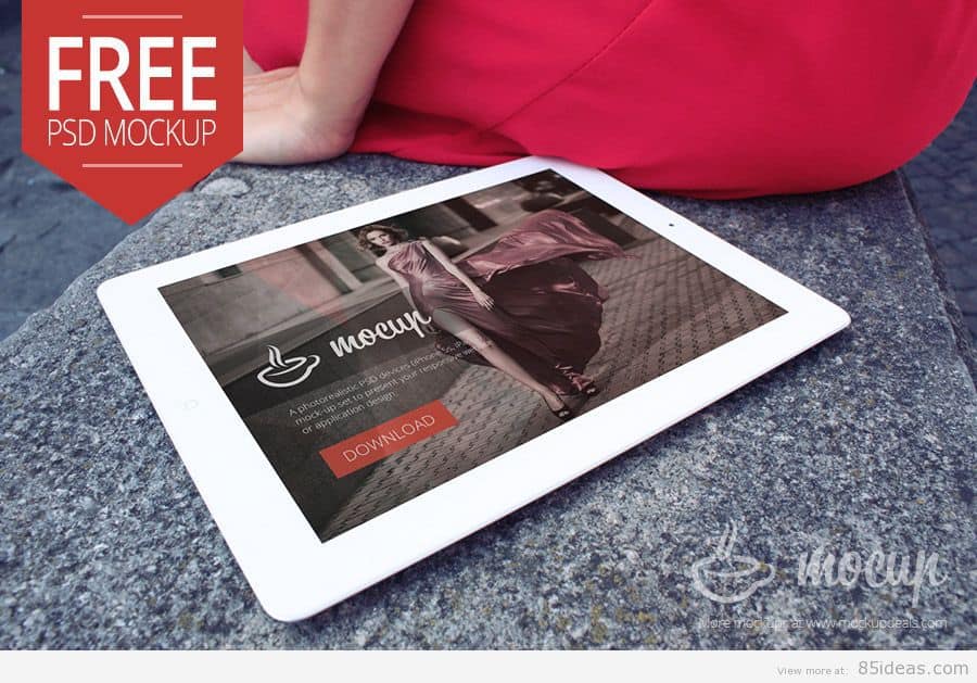 ipad-up-signora-in-italia