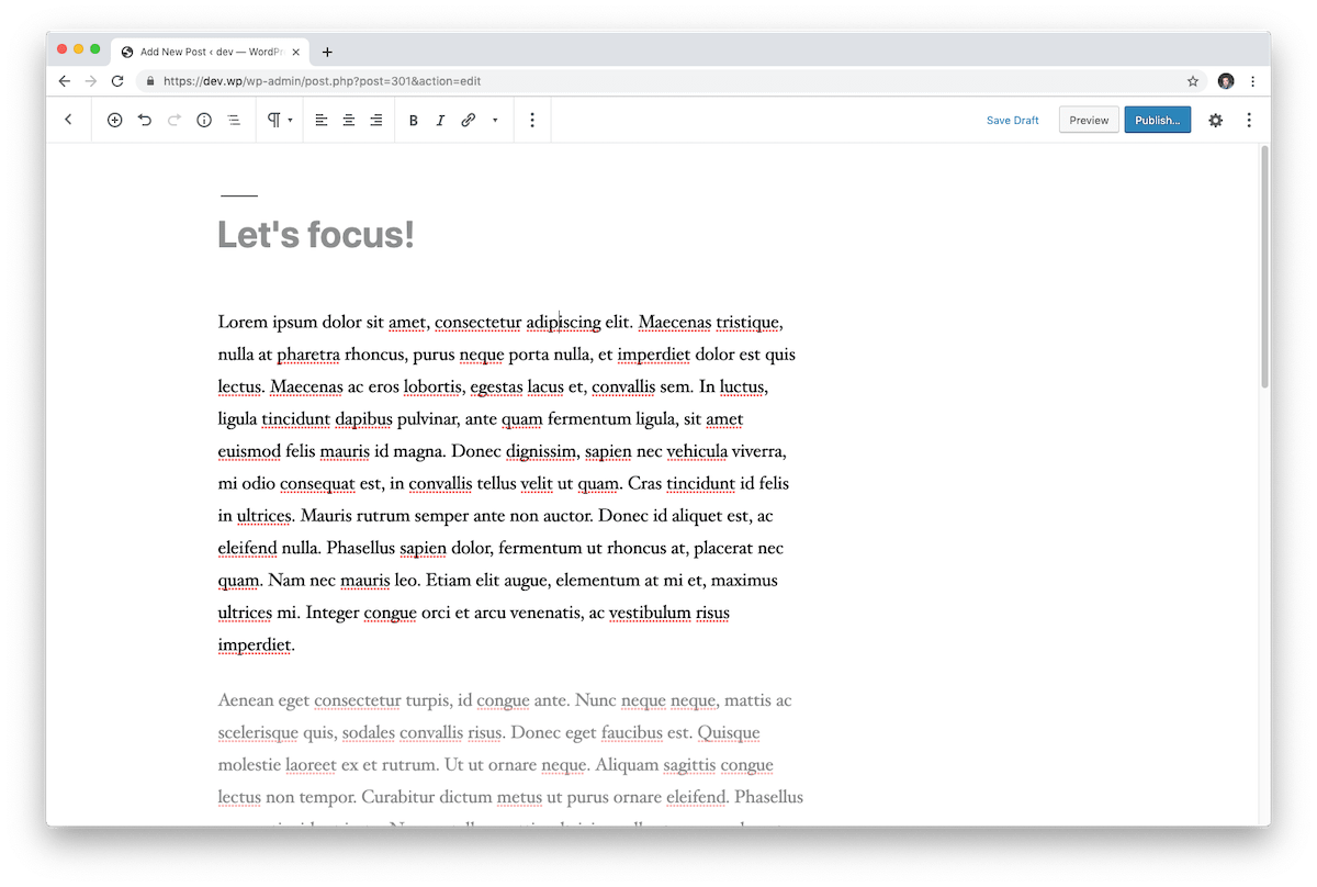 當我們激活所有選項以避免分心時，WordPress 塊編輯器界面非常乾淨。