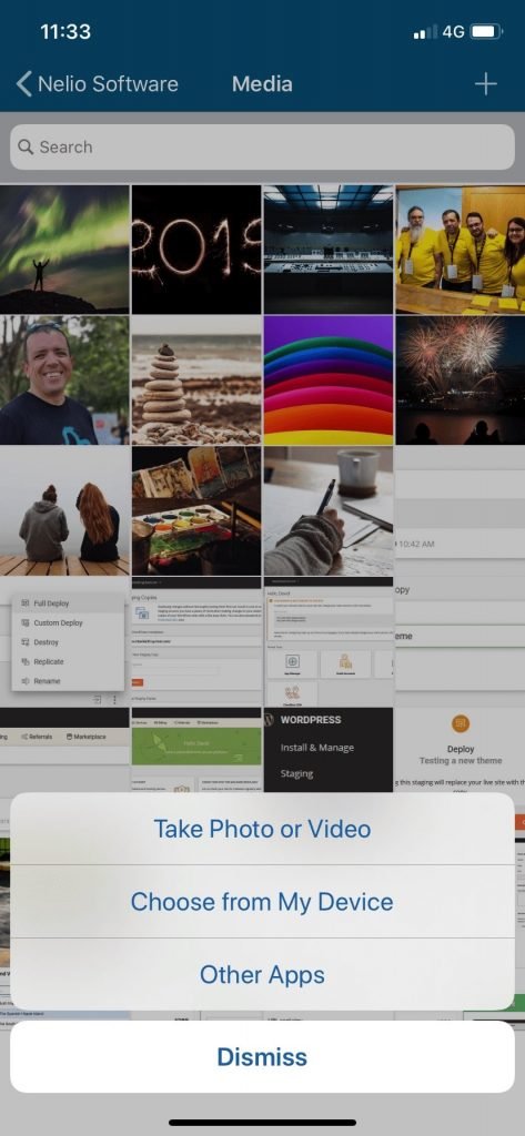 iPhone 앱의 미디어 라이브러리에 파일을 업로드하는 옵션