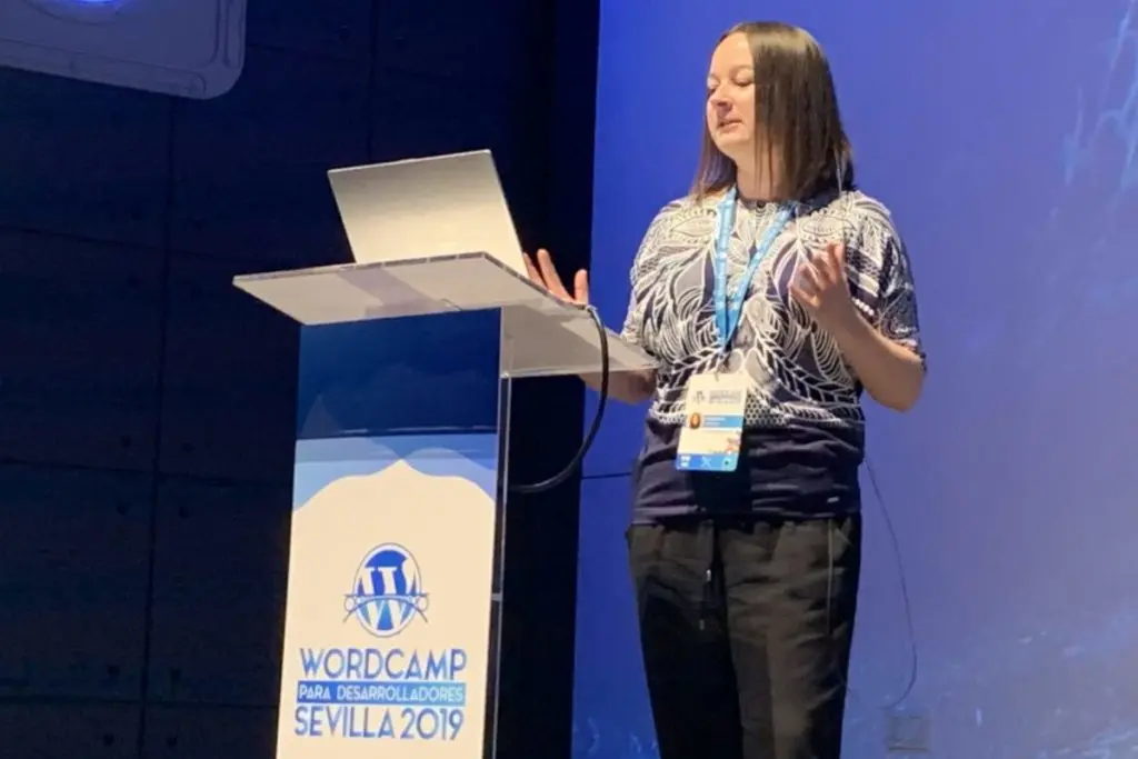 Magdalena 在 WordCamp 塞維利亞 2019