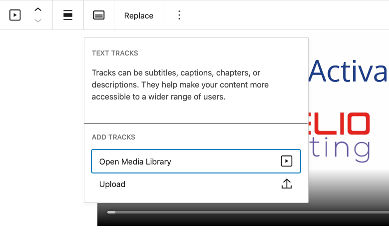 トラックのテキストを含むファイルをメディアライブラリからアップロードまたは選択します。
