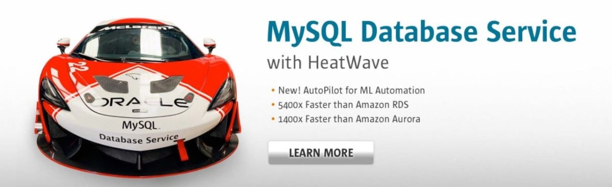 MySQL 網站，顯示了一輛賽車和“帶有 HeatWave 的 MySQL 數據庫服務。