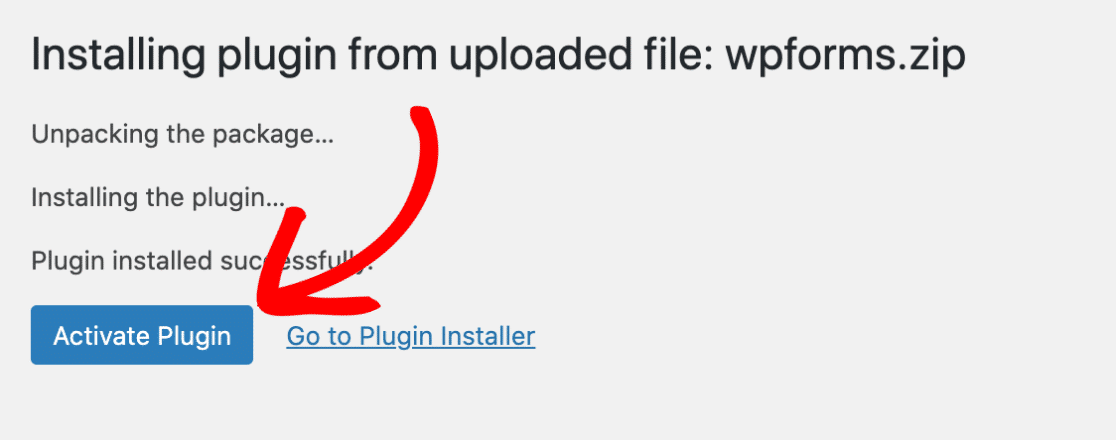 Freccia rossa che punta al pulsante "Attiva plug-in".