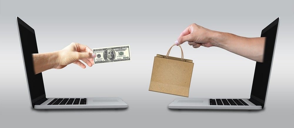 بيع المنتجات في متجرك الخاص على الإنترنت