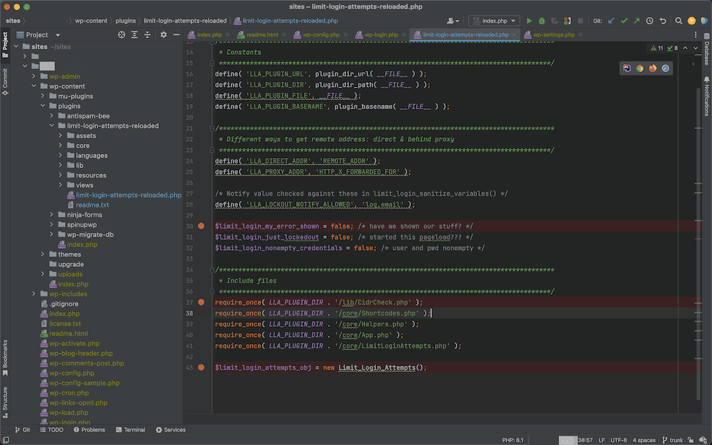 PhpStorm 界面,左侧有一个项目树目录,使用白色、蓝色和黄色文本。右侧包含 WordPress 插件的 PHP 代码,使用橙色、紫色、绿色和白色文本。