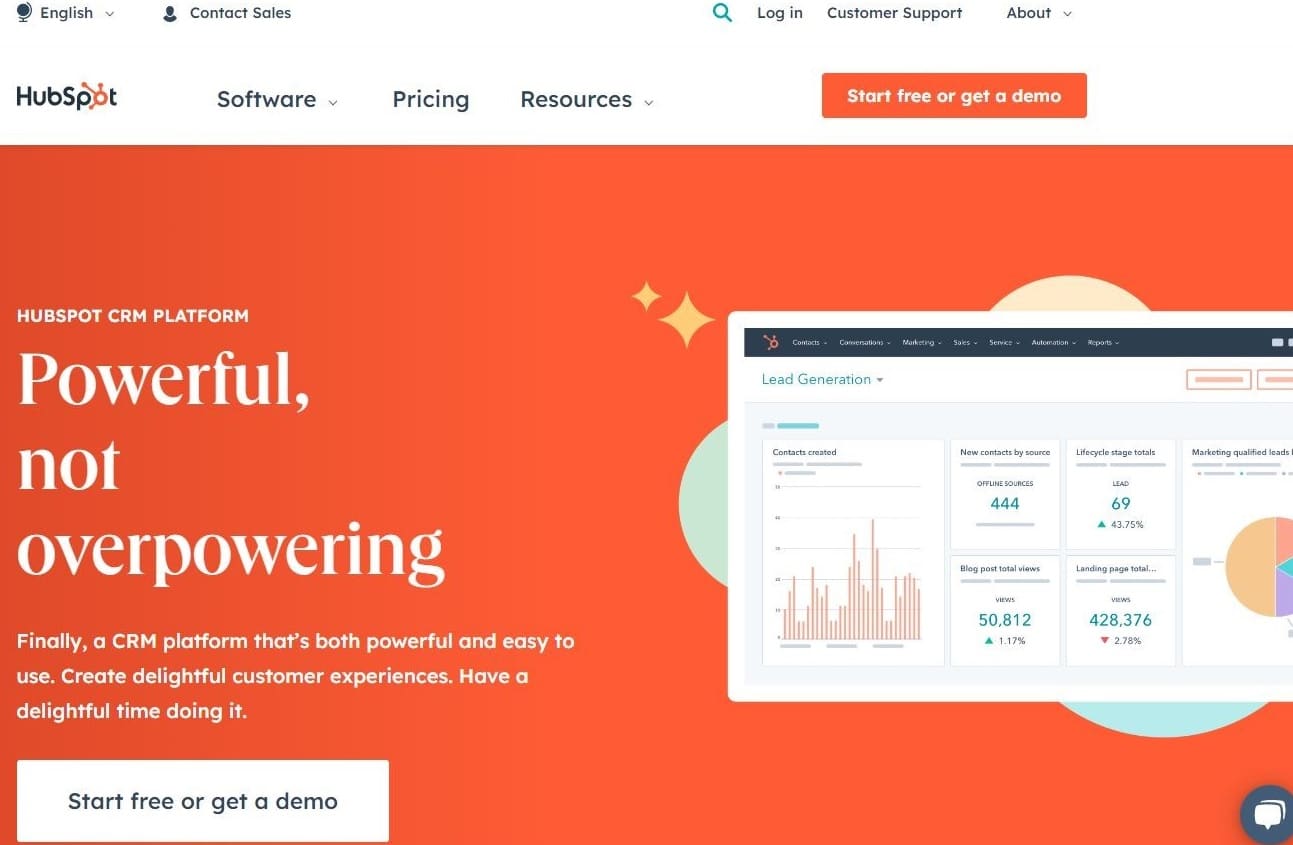"Güçlü, baskın değil" etiketli HubSpot ana sayfası.