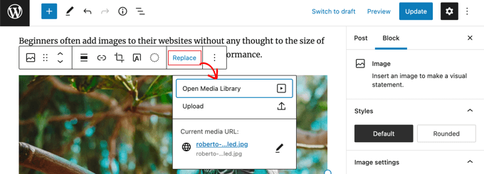 Înlocuiți imaginea din biblioteca media