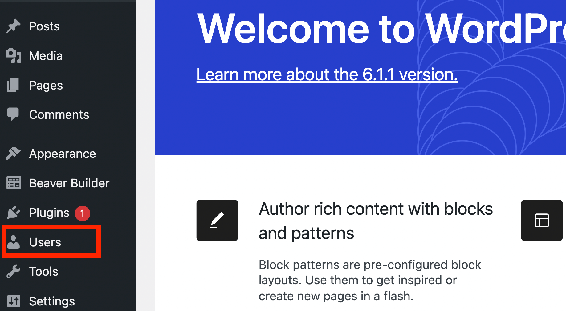 ユーザーが強調表示された WordPress ダッシュボード。