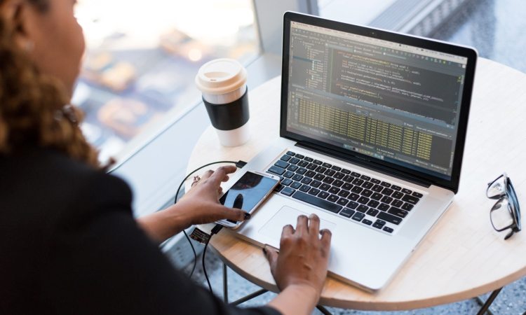 วิธีหลีกเลี่ยงข้อผิดพลาดทั่วไปที่สตาร์ทอัพทำกับ Cyber Security 72 software update