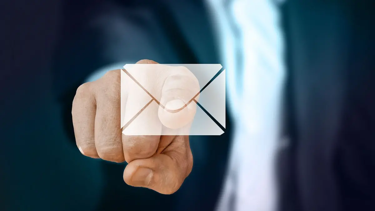 Correo electrónico: marketing por correo electrónico de vacaciones