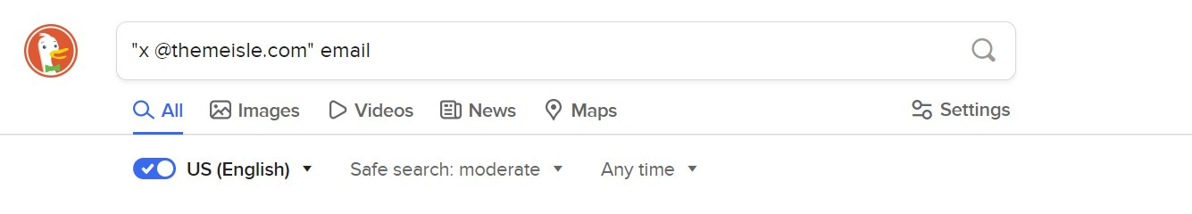 Cara menemukan alamat email seseorang dengan pencarian DuckDuckGo.