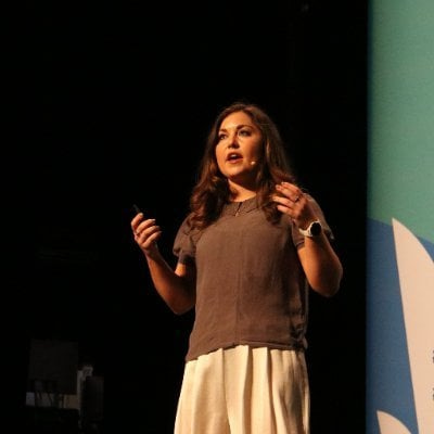 Tess Coughlan Themeisle ile pazarlama, WordPress, hikaye anlatımı ve daha fazlası üzerine röportaj.