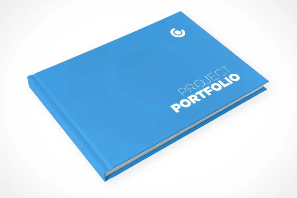 ฟรี Mockup หนังสือปกแข็งแนวนอน -