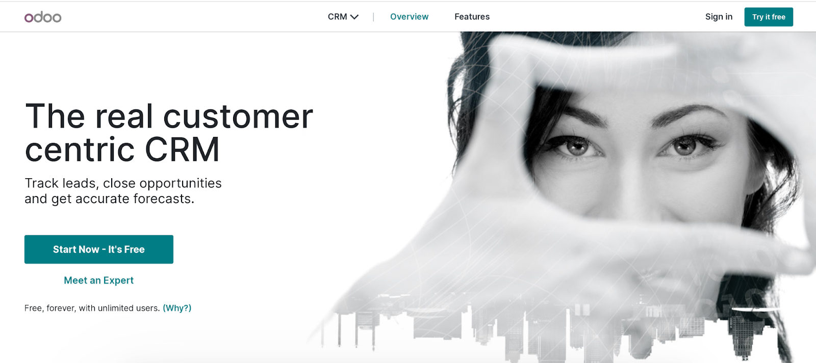 Home page di Odoo con il testo "il vero CRM incentrato sul cliente"