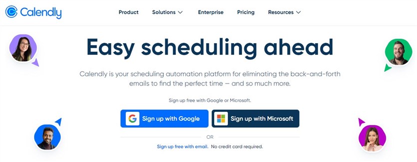 Screenshot der Homepage der Calendly-Buchungssoftware in den Farben Blau und Weiß.