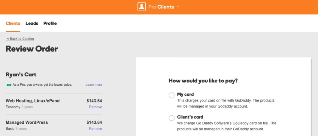 A página de revisão do pedido do GoDaddy.