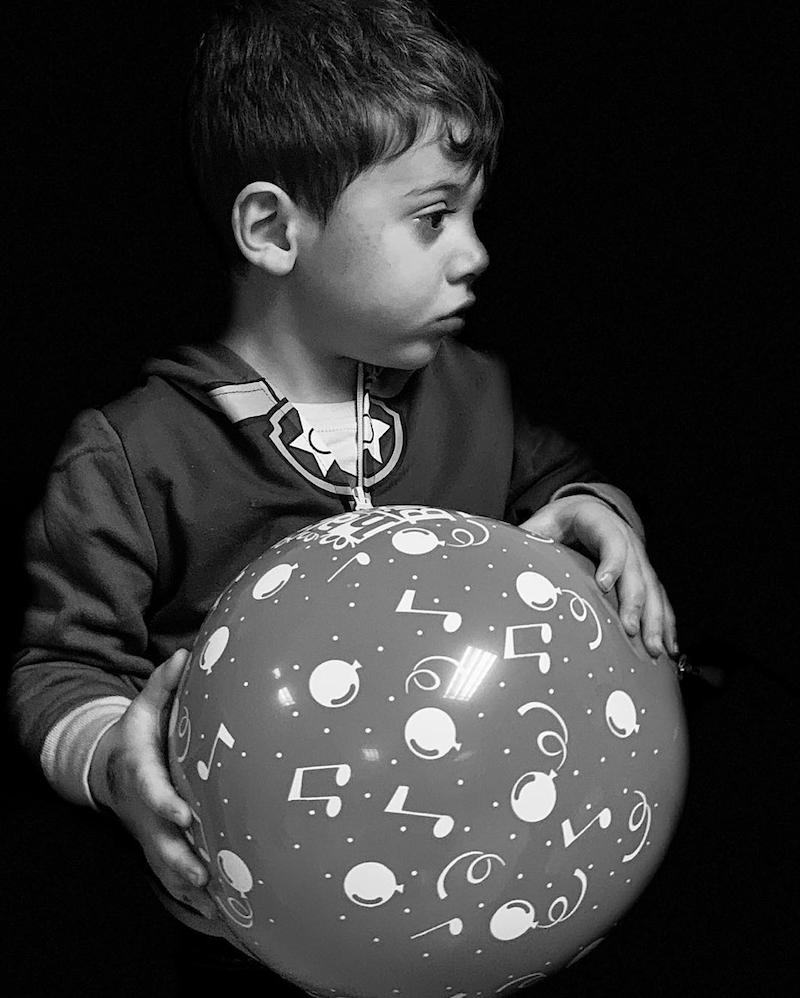 พื้นที่สีขาว