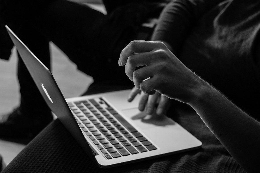 Sergey-Zolkin -_Uey8ati6d0-Unsplash