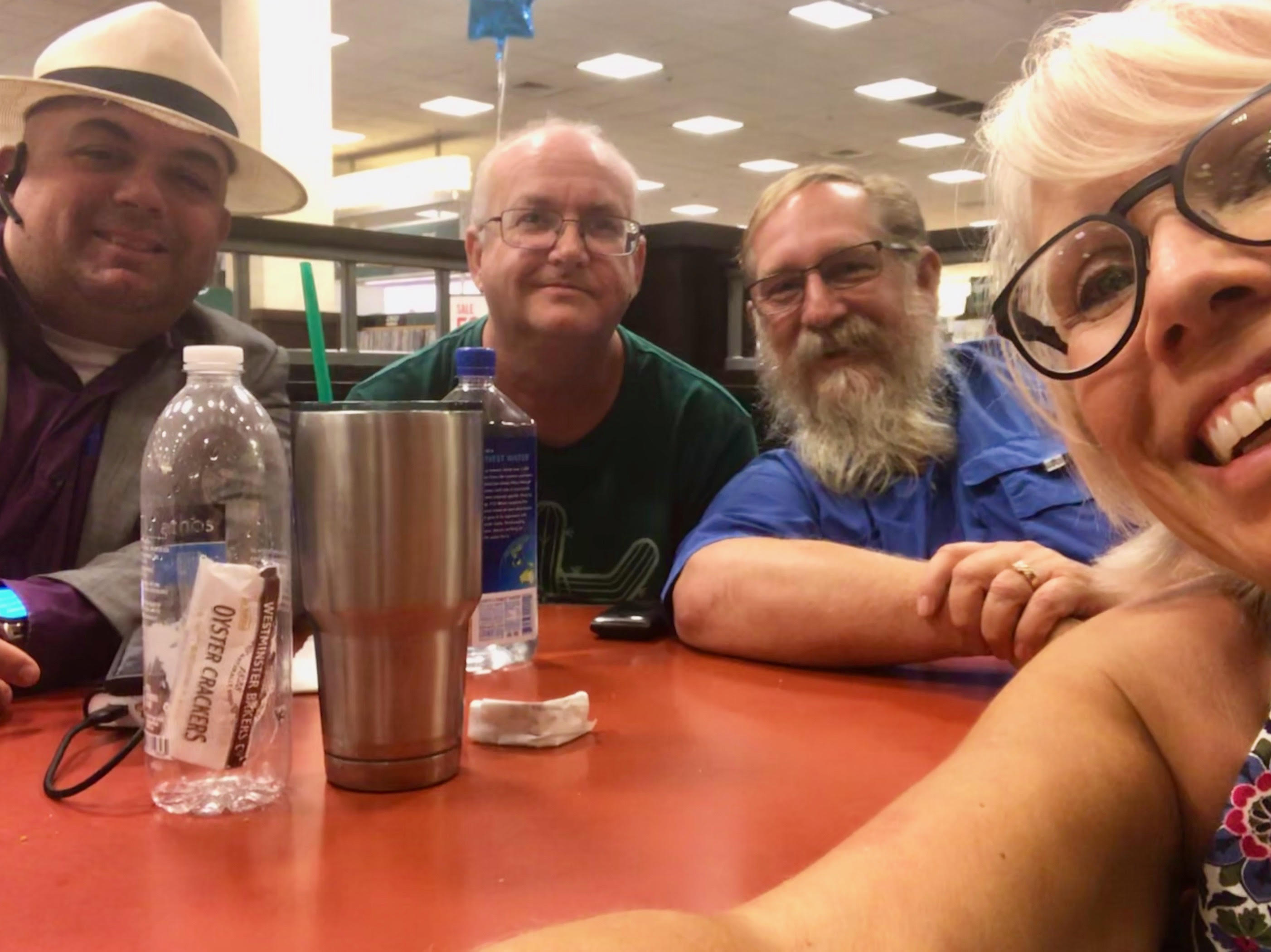 Pelabuhan Teluk Divi