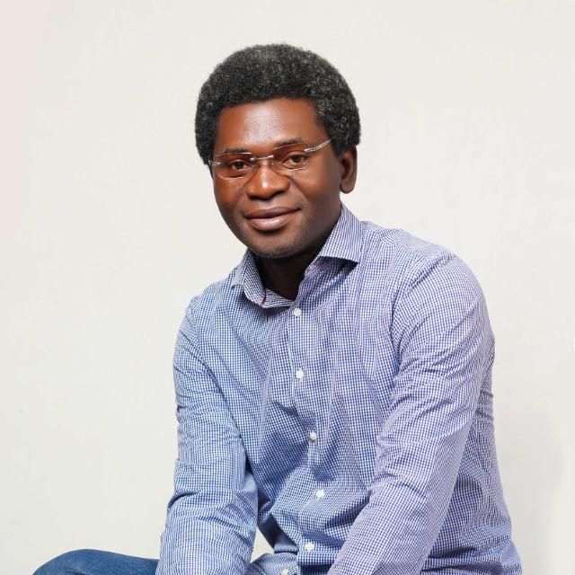 Olusegun z Divi Lagos
