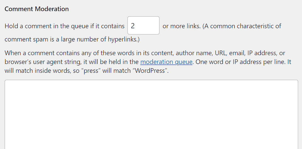 La configuración de moderación de comentarios de WordPress.