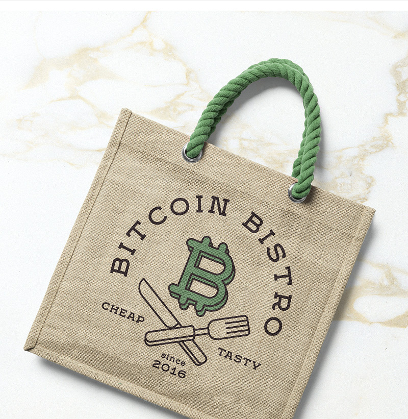 mockup di borsa tote gratuita realizzata in juta