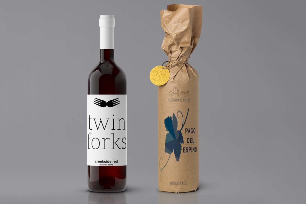 mockup di bottiglie di vino