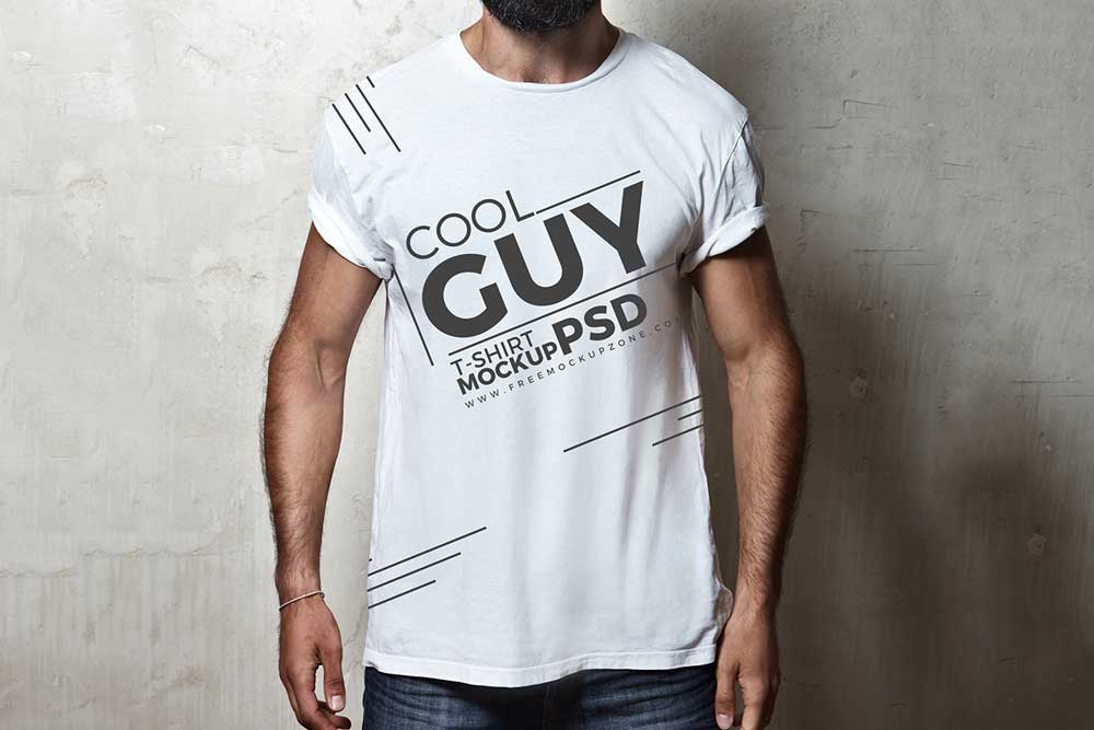 白いTシャツのモックアップ