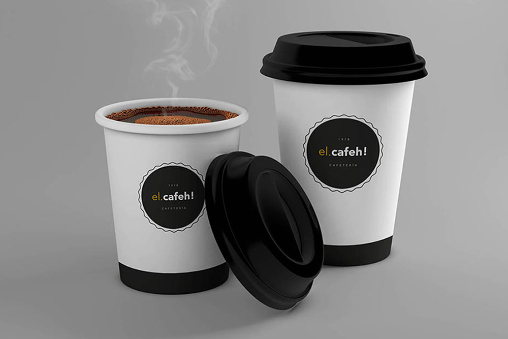 コーヒーカップのモックアップ