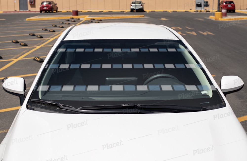 mockup di decalcomanie per auto con parabrezza di un'auto compatta