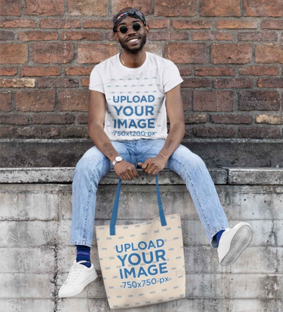 T-Shirt-Modell eines Mannes mit einer Tragetasche