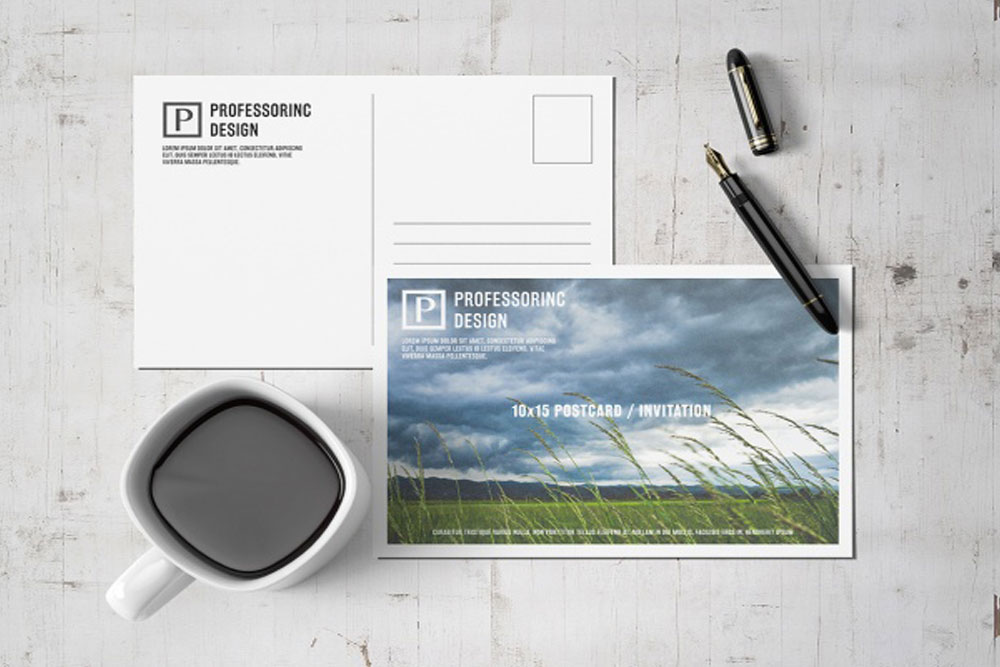maquette psd de carte postale gratuite