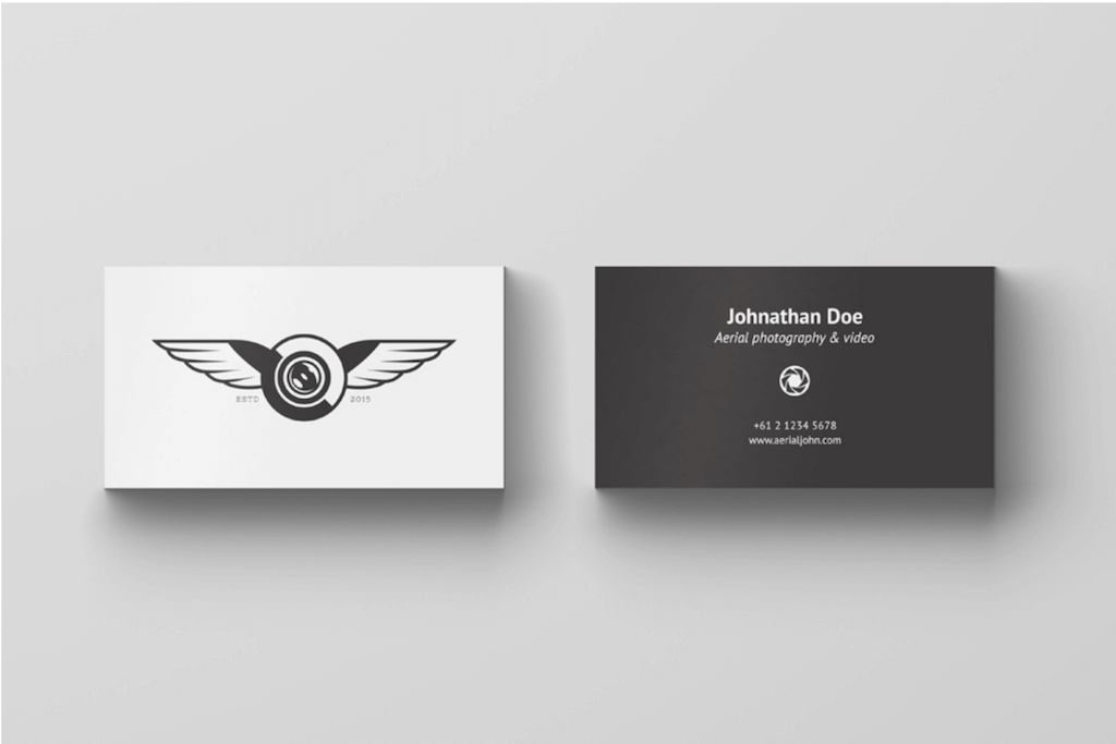 Kostenloses Visitenkarten-Mockup von Alex Andr
