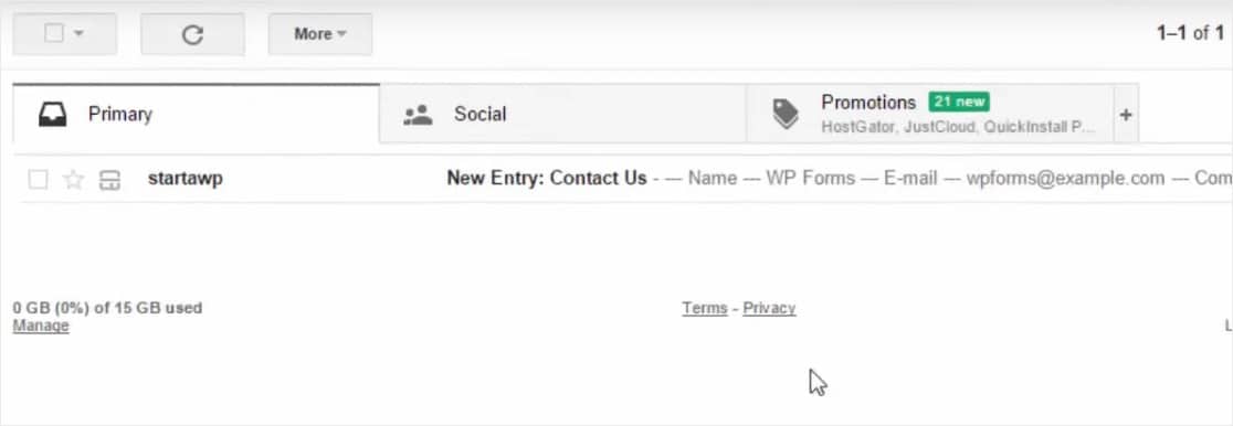 Trimiteți e-mail oamenilor când cineva trimite